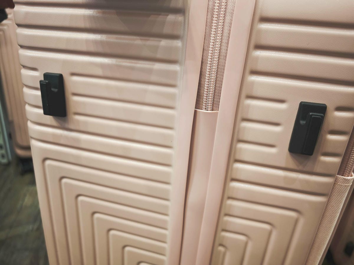 黑箱作業行李箱專賣 (71).jpg 黑箱作業行李箱專賣 (71).jpg