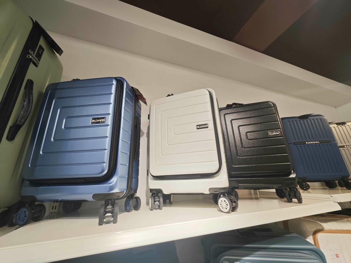 黑箱作業行李箱專賣 (44).jpg 黑箱作業行李箱專賣 (44).jpg