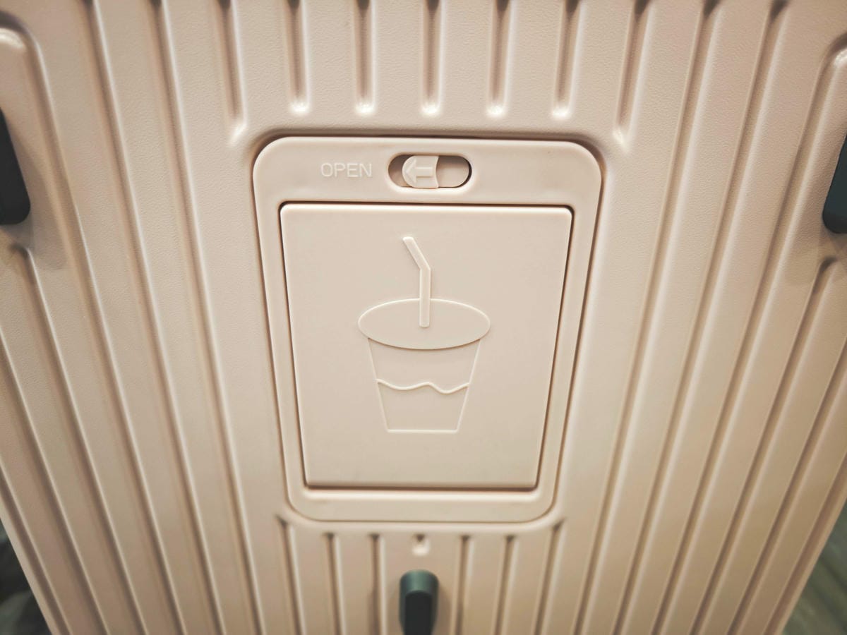 黑箱作業行李箱專賣 (69).jpg 黑箱作業行李箱專賣 (69).jpg