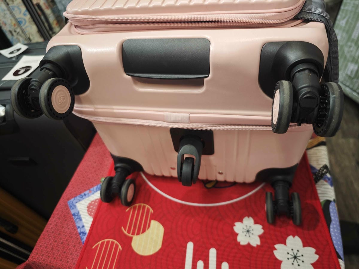 黑箱作業行李箱專賣 (78).jpg 黑箱作業行李箱專賣 (78).jpg