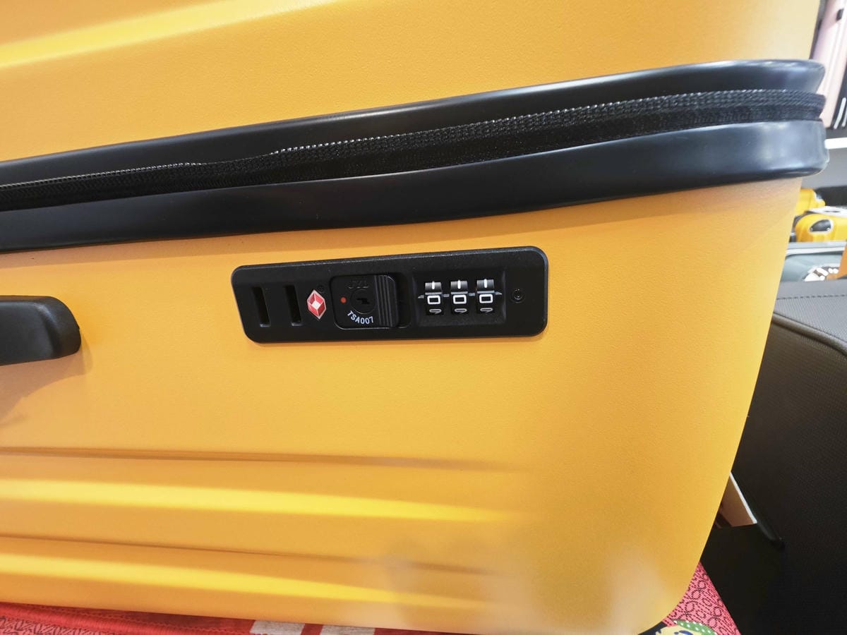 黑箱作業行李箱專賣 (23).jpg 黑箱作業行李箱專賣 (23).jpg