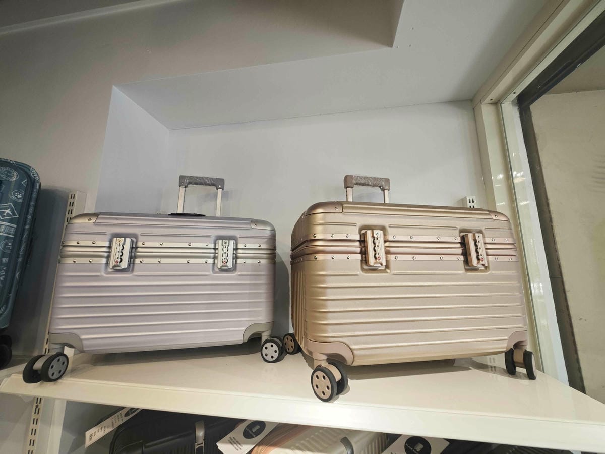 黑箱作業行李箱專賣 (48).jpg 黑箱作業行李箱專賣 (48).jpg