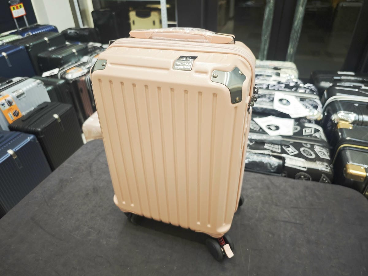 黑箱作業行李箱專賣店 (62).jpg 黑箱作業行李箱專賣店 (62).jpg