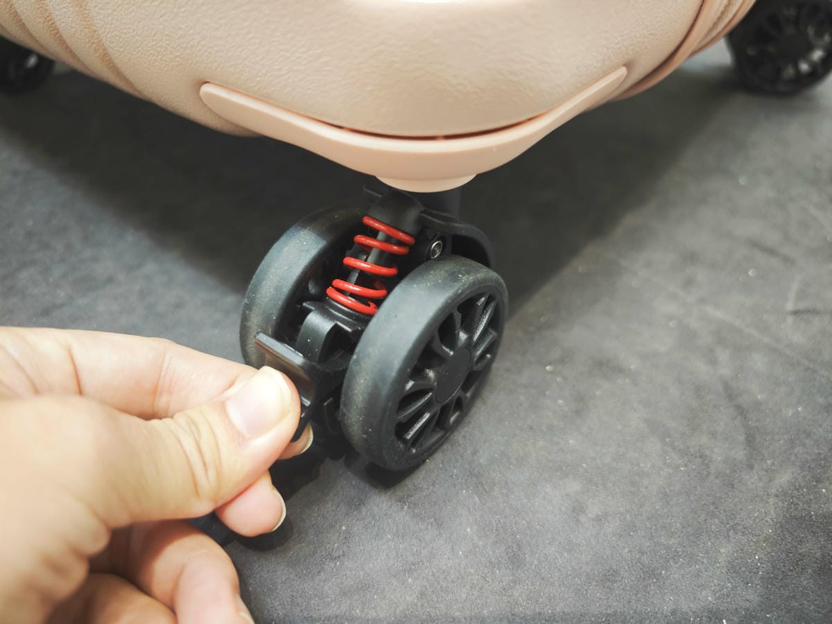 黑箱作業行李箱專賣店 (42).jpg 黑箱作業行李箱專賣店 (42).jpg