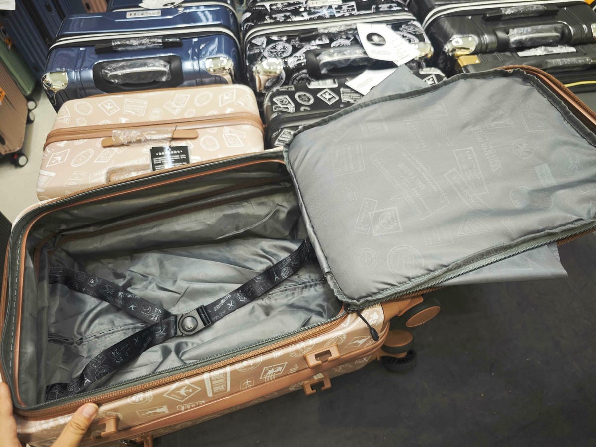 黑箱作業行李箱專賣店 (53).jpg 黑箱作業行李箱專賣店 (53).jpg