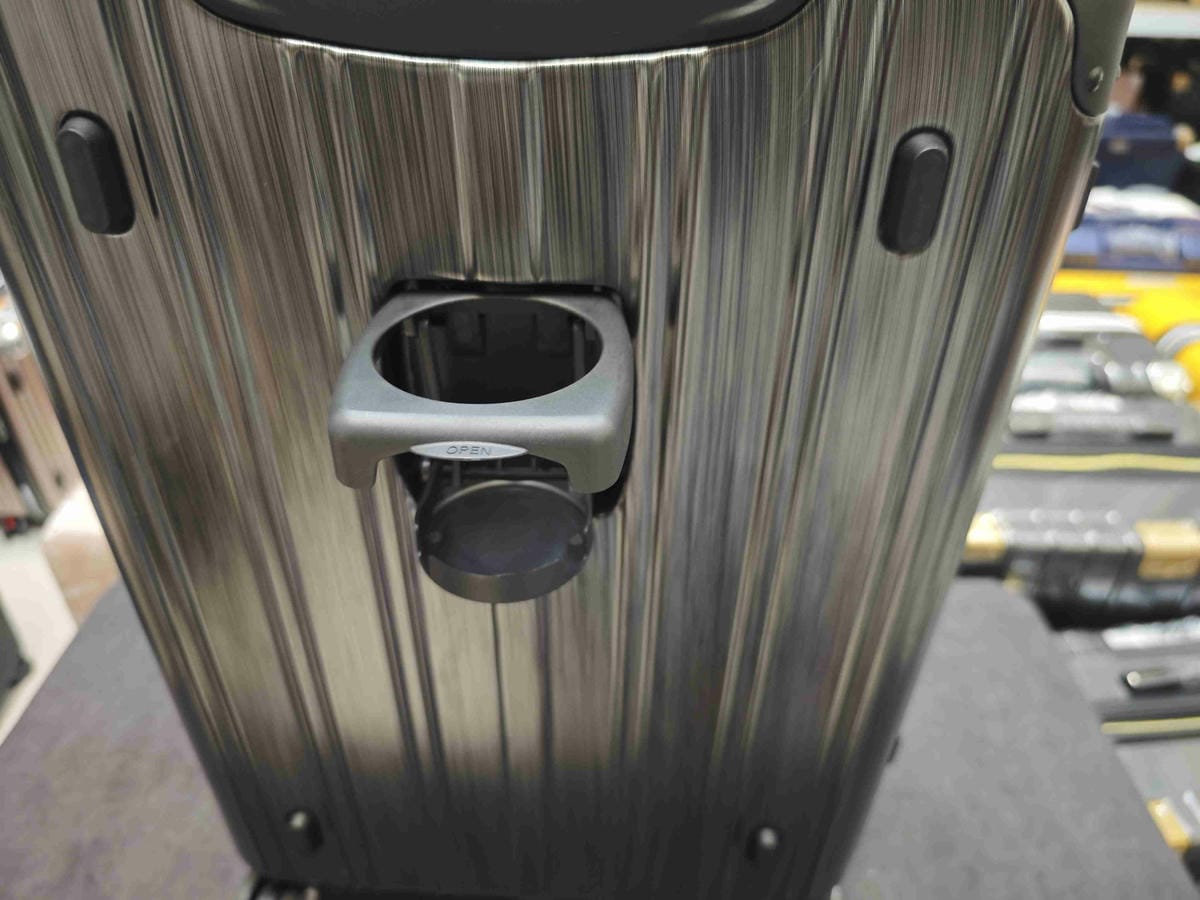 黑箱作業行李箱專賣店 (28).jpg 黑箱作業行李箱專賣店 (28).jpg