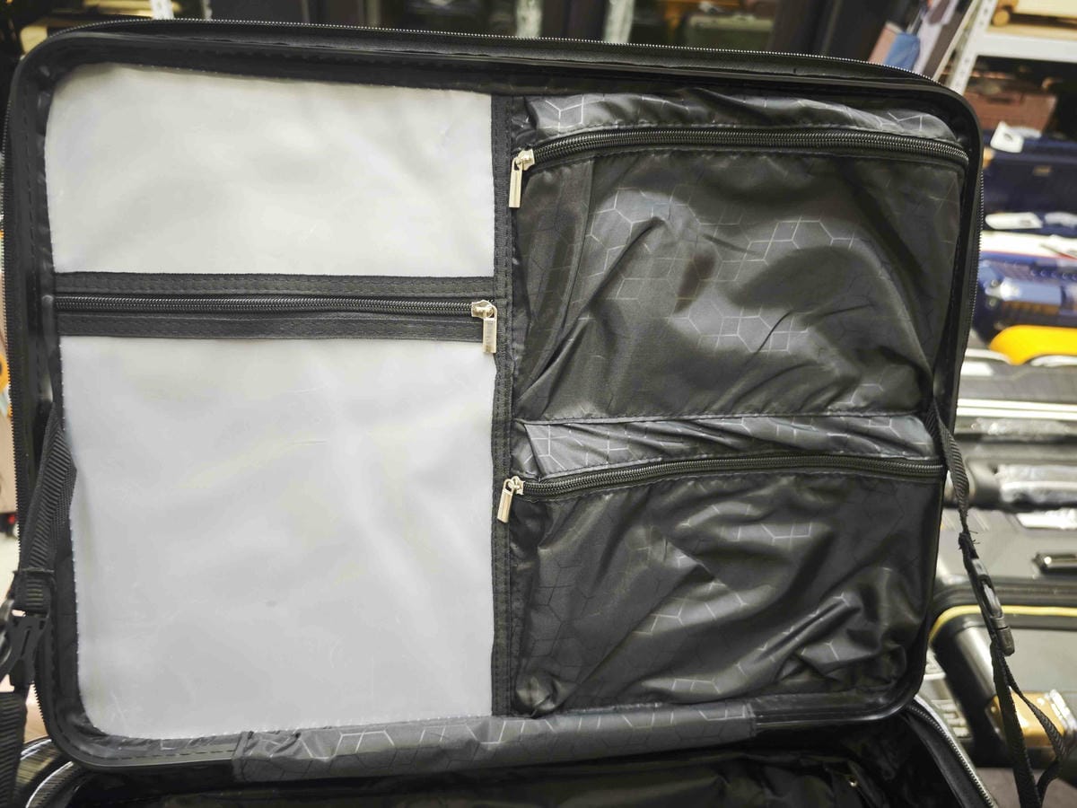 黑箱作業行李箱專賣店 (21).jpg 黑箱作業行李箱專賣店 (21).jpg