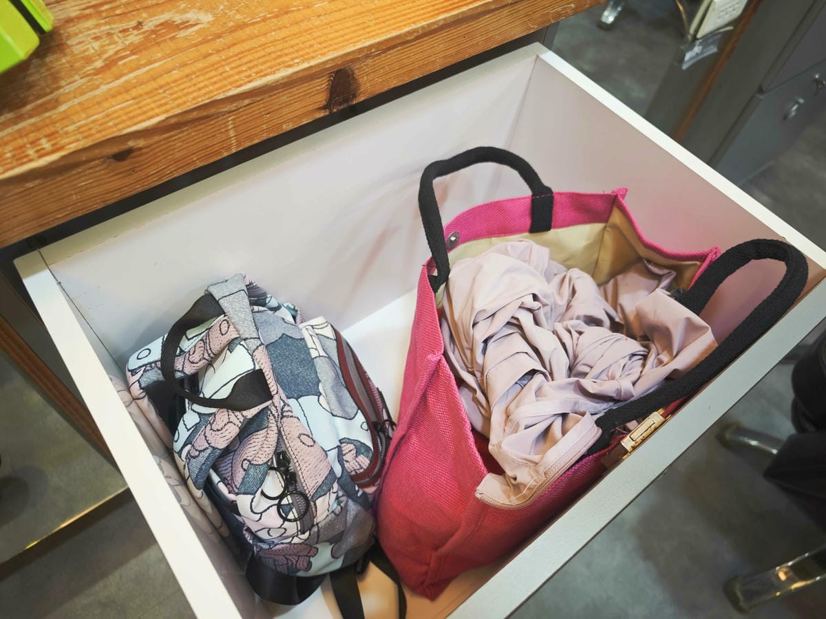 AND HAIR SALON (10).jpg AND HAIR SALON (10).jpg