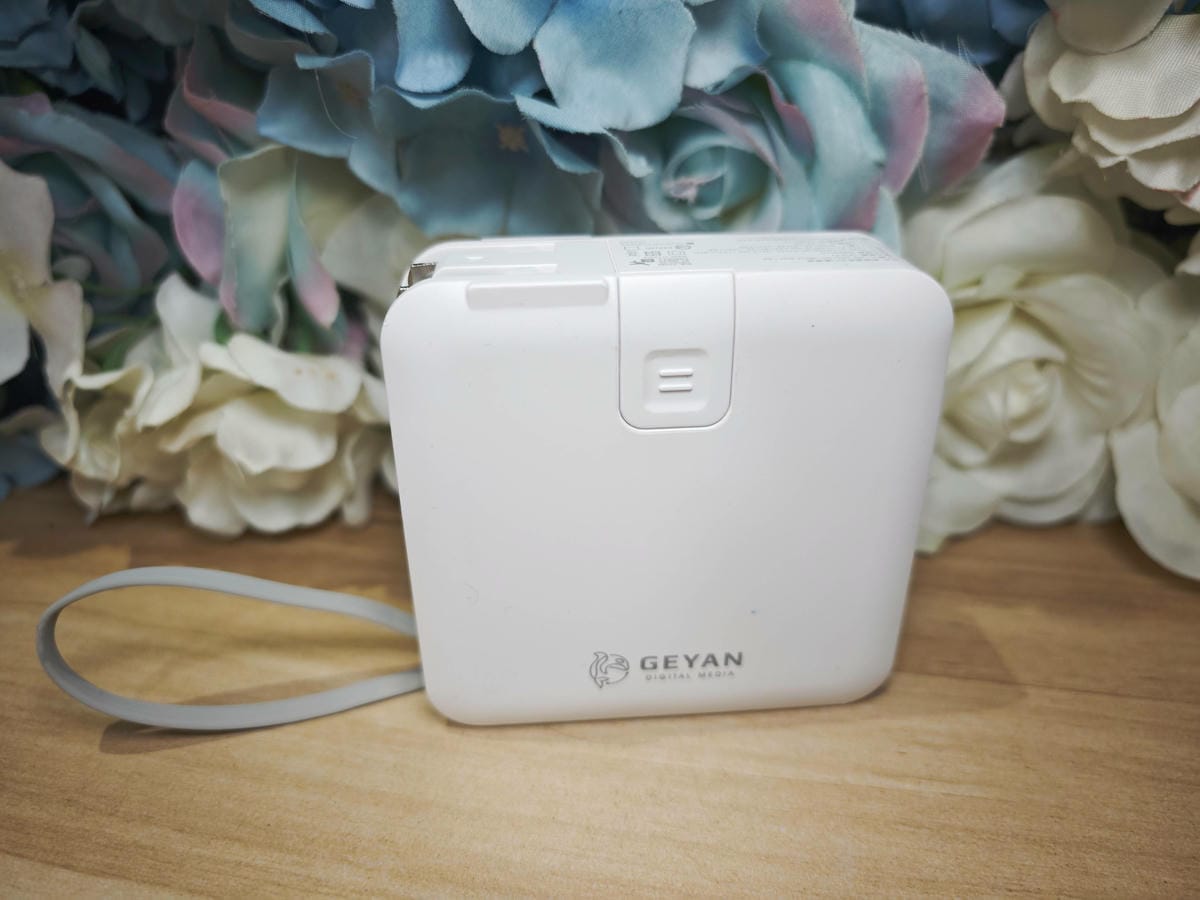 GEYAN萬用行動電源 (9).jpg GEYAN萬用行動電源 (9).jpg