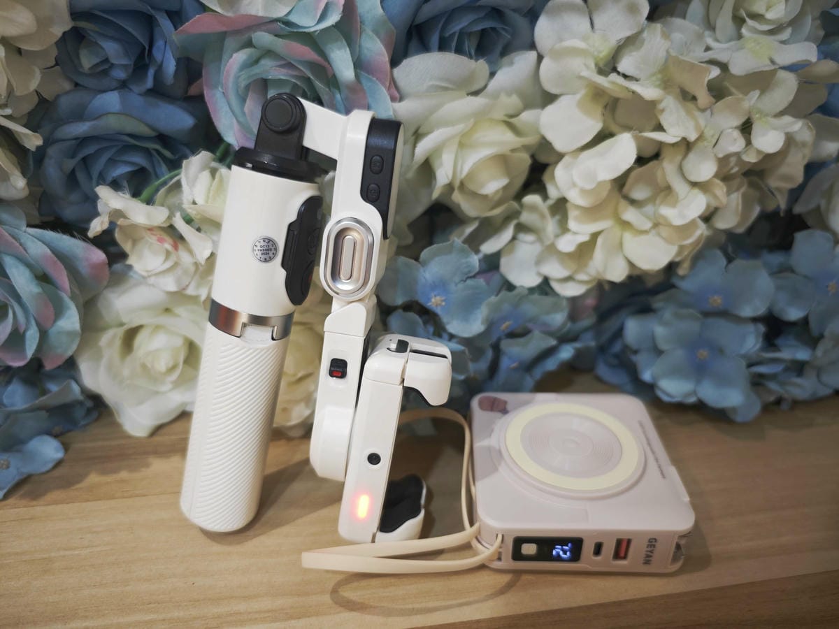 GEYAN萬用行動電源 (24).jpg GEYAN萬用行動電源 (24).jpg