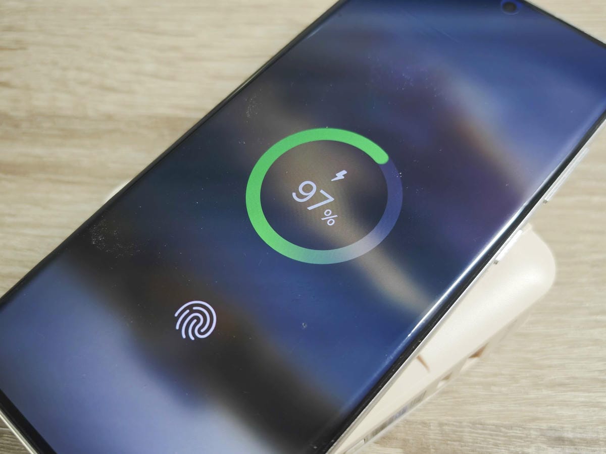 GEYAN萬用行動電源 (32).jpg GEYAN萬用行動電源 (32).jpg