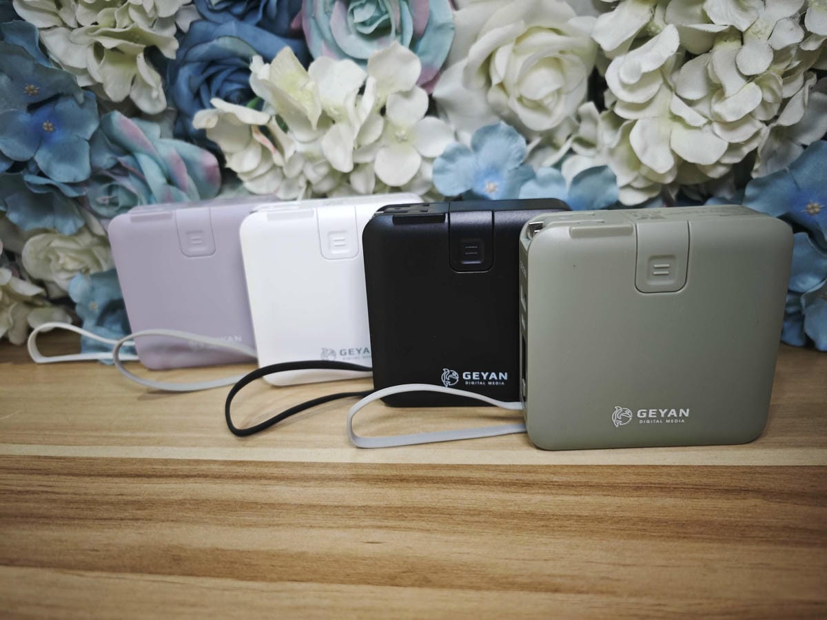 GEYAN萬用行動電源 (5).jpg GEYAN萬用行動電源 (5).jpg