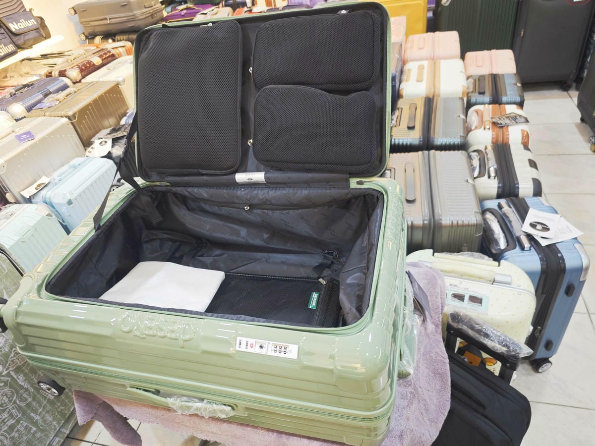 黑箱作業專棊行李箱 (60).jpg 黑箱作業專棊行李箱 (60).jpg
