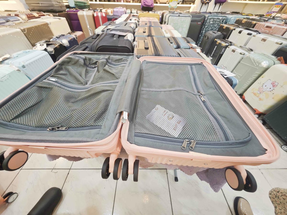 黑箱作業專棊行李箱 (35).jpg 黑箱作業專棊行李箱 (35).jpg