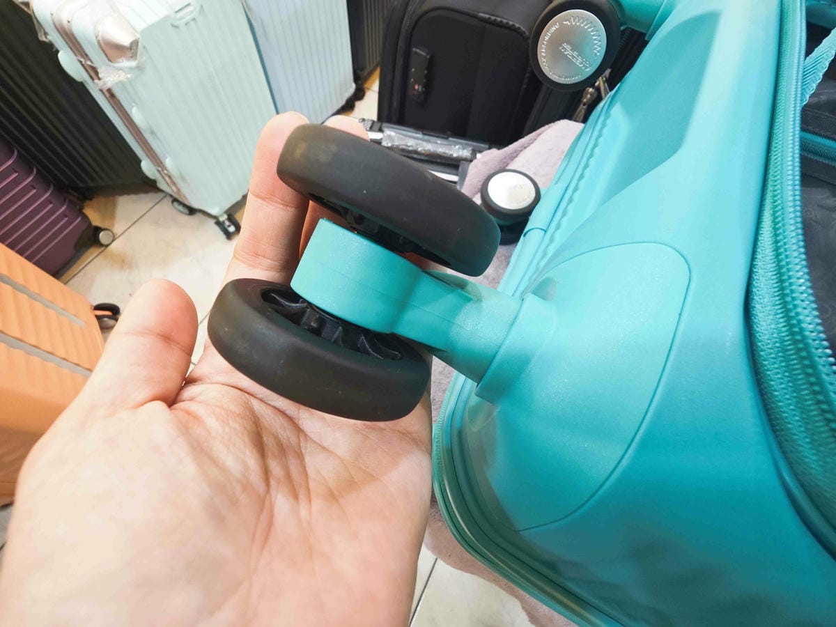 黑箱作業專棊行李箱 (27).jpg 黑箱作業專棊行李箱 (27).jpg