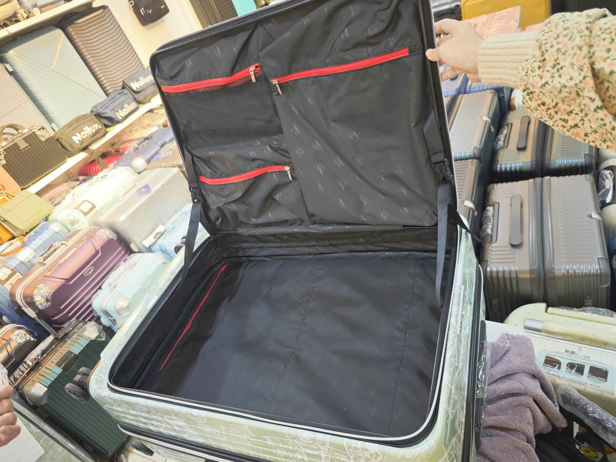 黑箱作業專棊行李箱 (57).jpg 黑箱作業專棊行李箱 (57).jpg