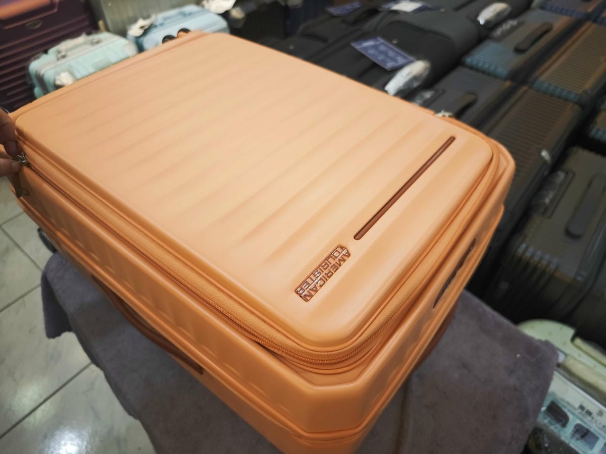 黑箱作業專棊行李箱 (11).jpg 黑箱作業專棊行李箱 (11).jpg