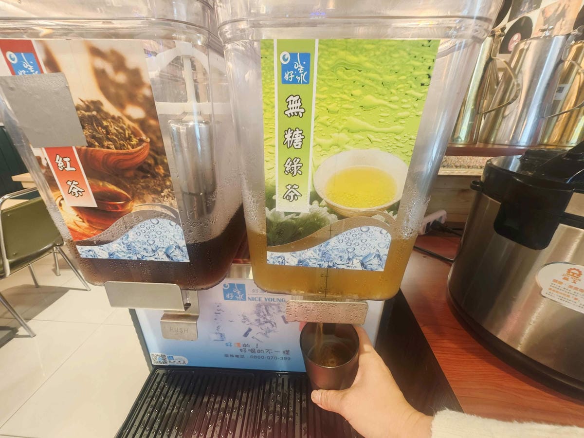 何家香香 麻辣鴛鴦鍋吃到飽 (19).jpg 何家香香 麻辣鴛鴦鍋吃到飽 (19).jpg