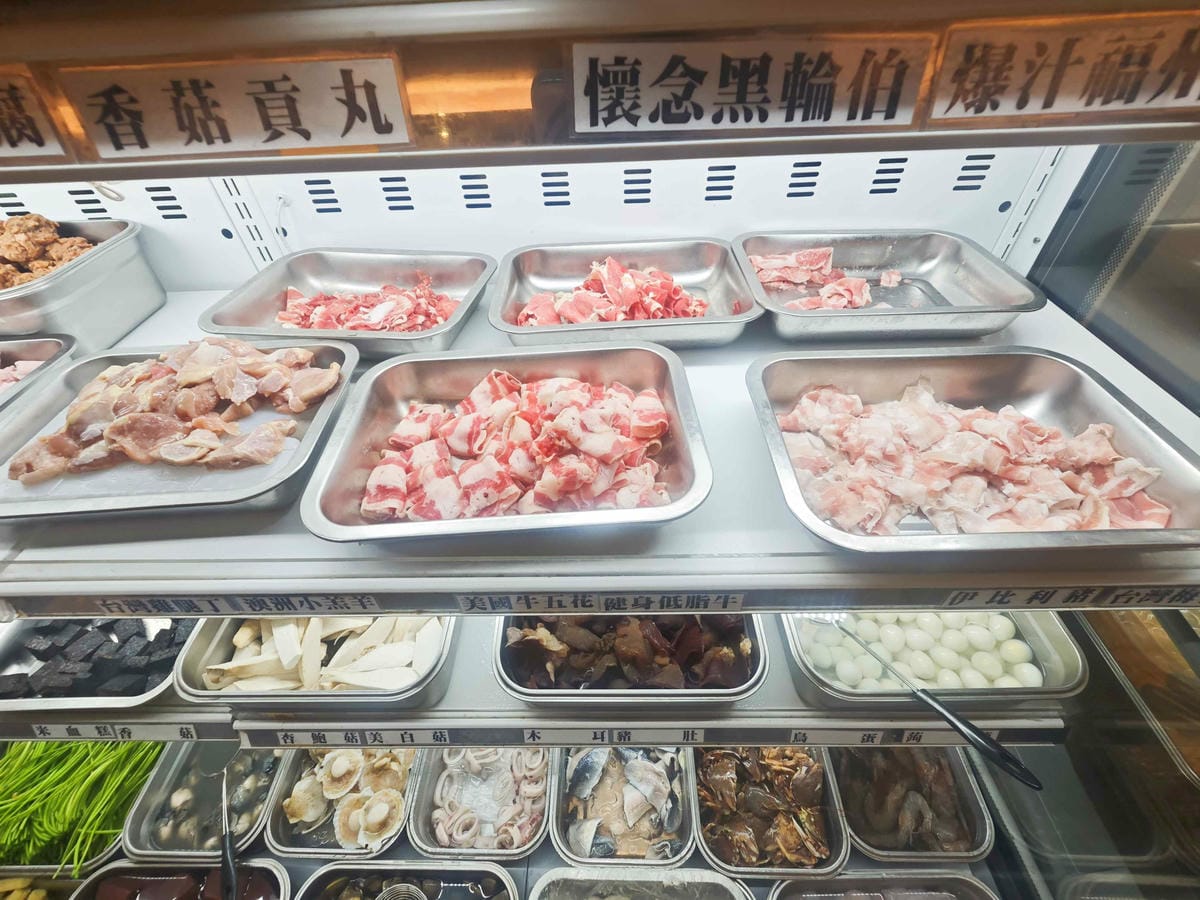 何家香香 麻辣鴛鴦鍋吃到飽 (16).jpg 何家香香 麻辣鴛鴦鍋吃到飽 (16).jpg