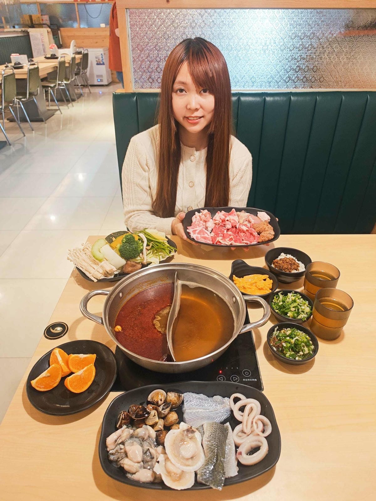 何家香香 麻辣鴛鴦鍋吃到飽 (62).jpg 何家香香 麻辣鴛鴦鍋吃到飽 (62).jpg