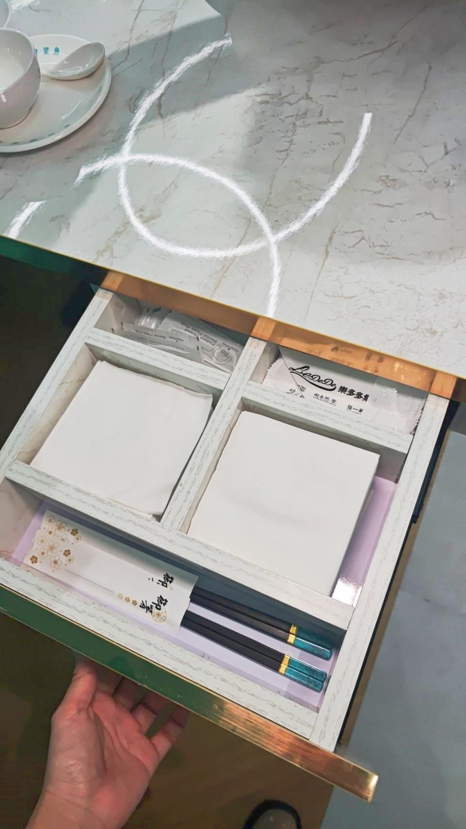 狂一鍋酸菜魚到底在紅什麼 (9).jpg 狂一鍋酸菜魚到底在紅什麼 (9).jpg