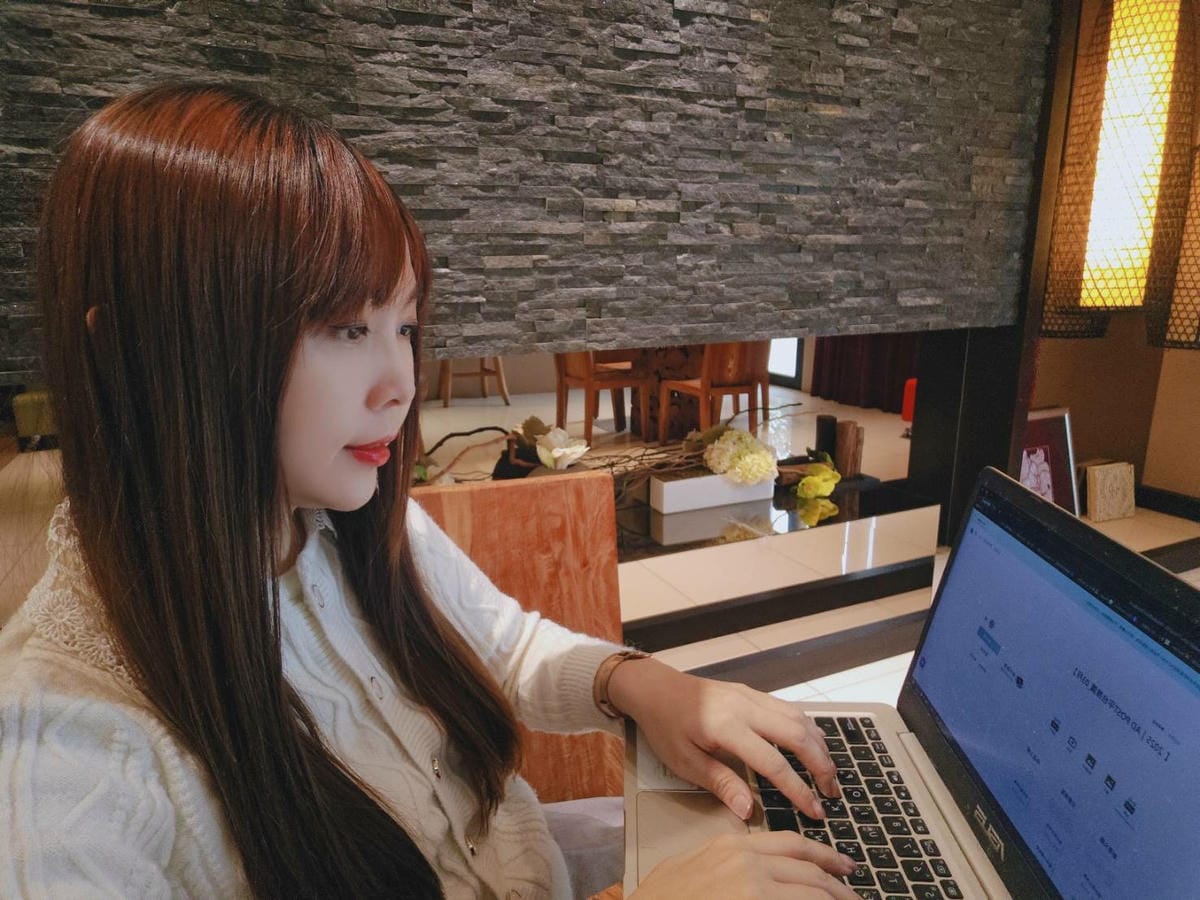 ADPOST (12).jpg ADPOST (12).jpg