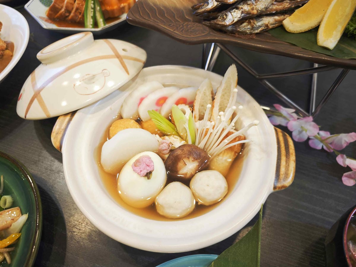 【麗星郵輪免費美食全攻略】麗都自助餐廳一日5餐吃到撐!星夢&百味軒中西料理超驚豔 - 第28張圖 麗星郵輪探索星號 (93).jpg