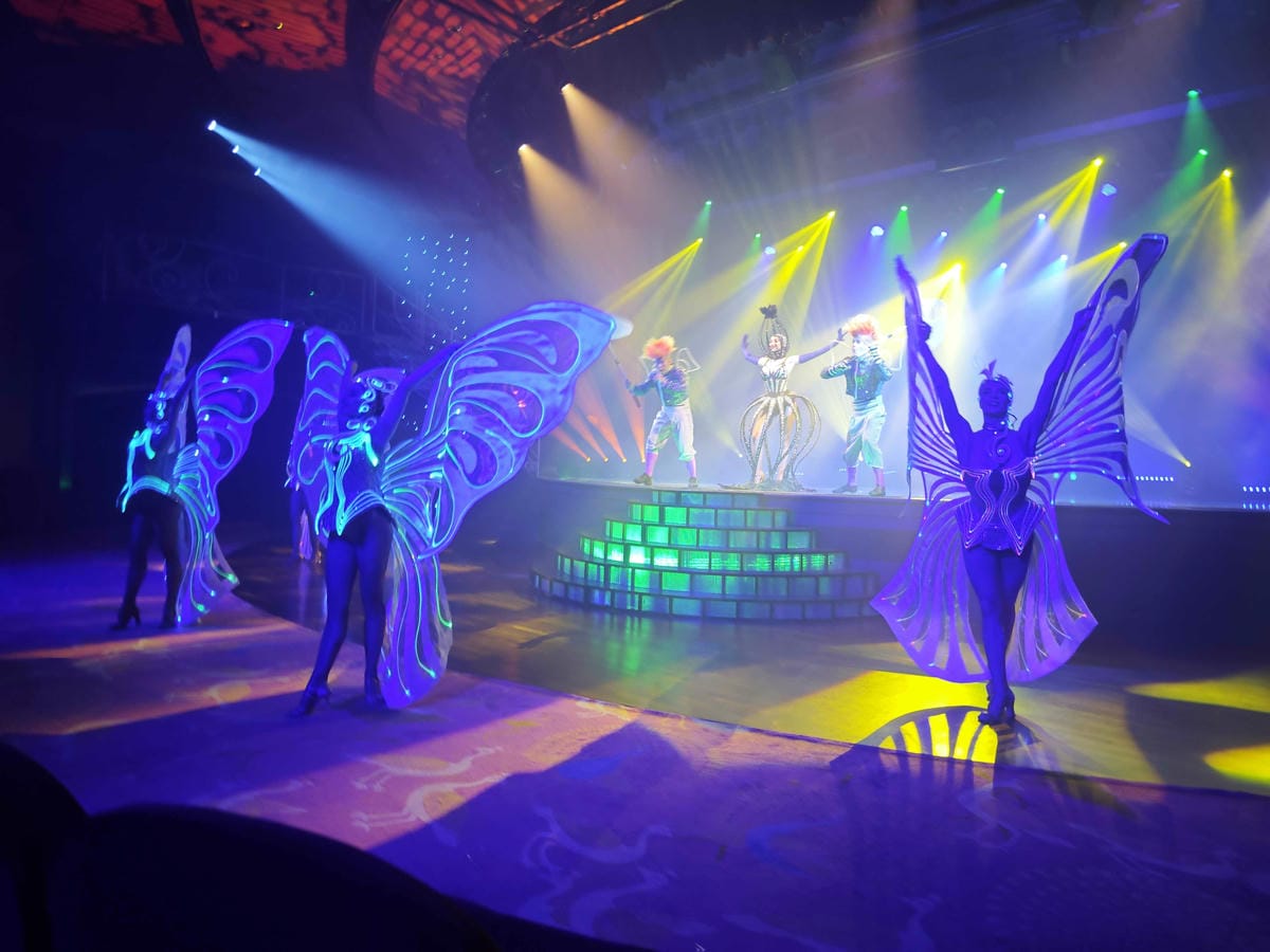 麗星郵輪探索星號舞台秀 (51).jpg
