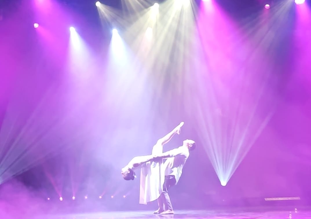 麗星郵輪探索星號舞台秀 (22).jpg