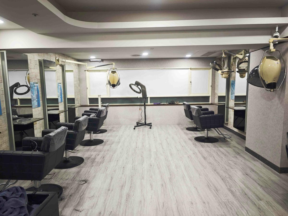 Wor髮廊中正紀念堂店 (6).jpg