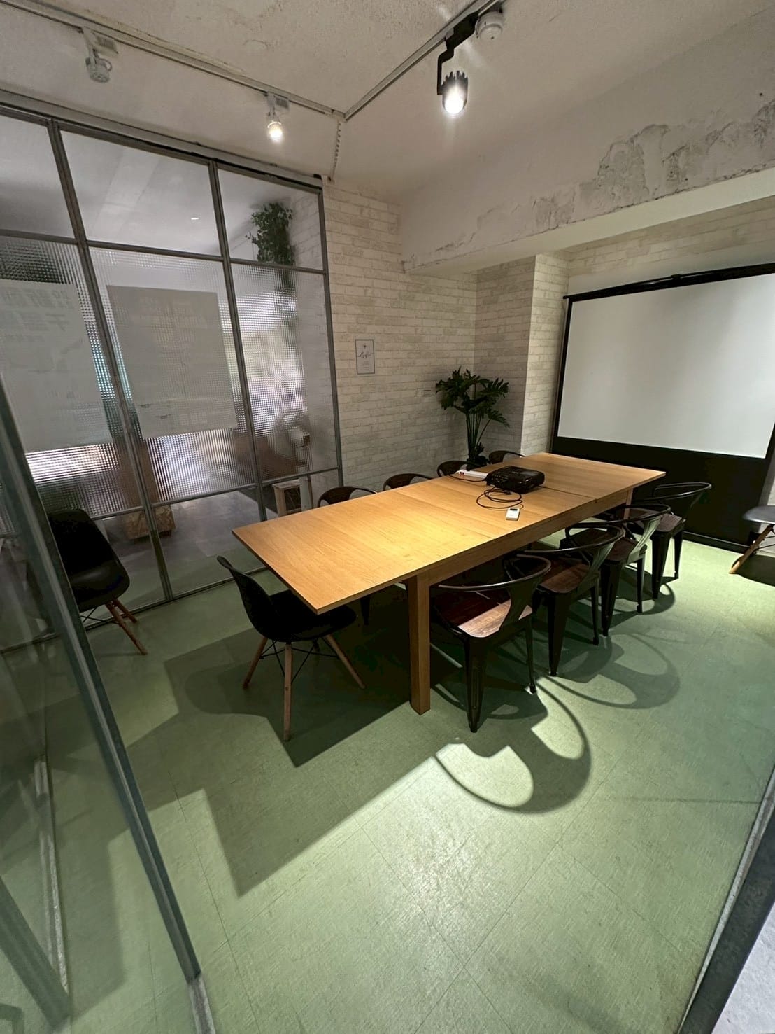 HOUR JUNGLE共享空間 (8).jpg HOUR JUNGLE共享空間 (8).jpg