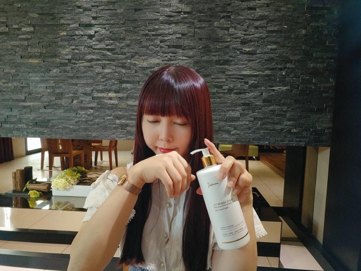 JODOMME.喬朵嫚 輕奢·奈米級美白身體乳 (4).jpg JODOMME.喬朵嫚 輕奢·奈米級美白身體乳 (4).jpg