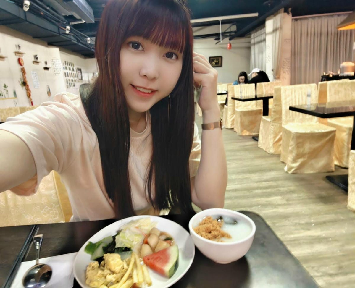 /tmp/phpJOrnvv /tmp/phpJOrnvv