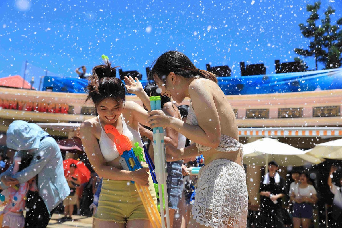 遠雄海洋公園冰風暴水槍水砲水冰桶都準備好了4_副本.jpg 遠雄海洋公園冰風暴水槍水砲水冰桶都準備好了4_副本.jpg