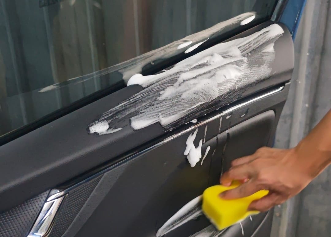 SOFT99車內萬用清潔劑+Roompia 超細清潔刷 (10).jpg SOFT99車內萬用清潔劑+Roompia 超細清潔刷 (10).jpg