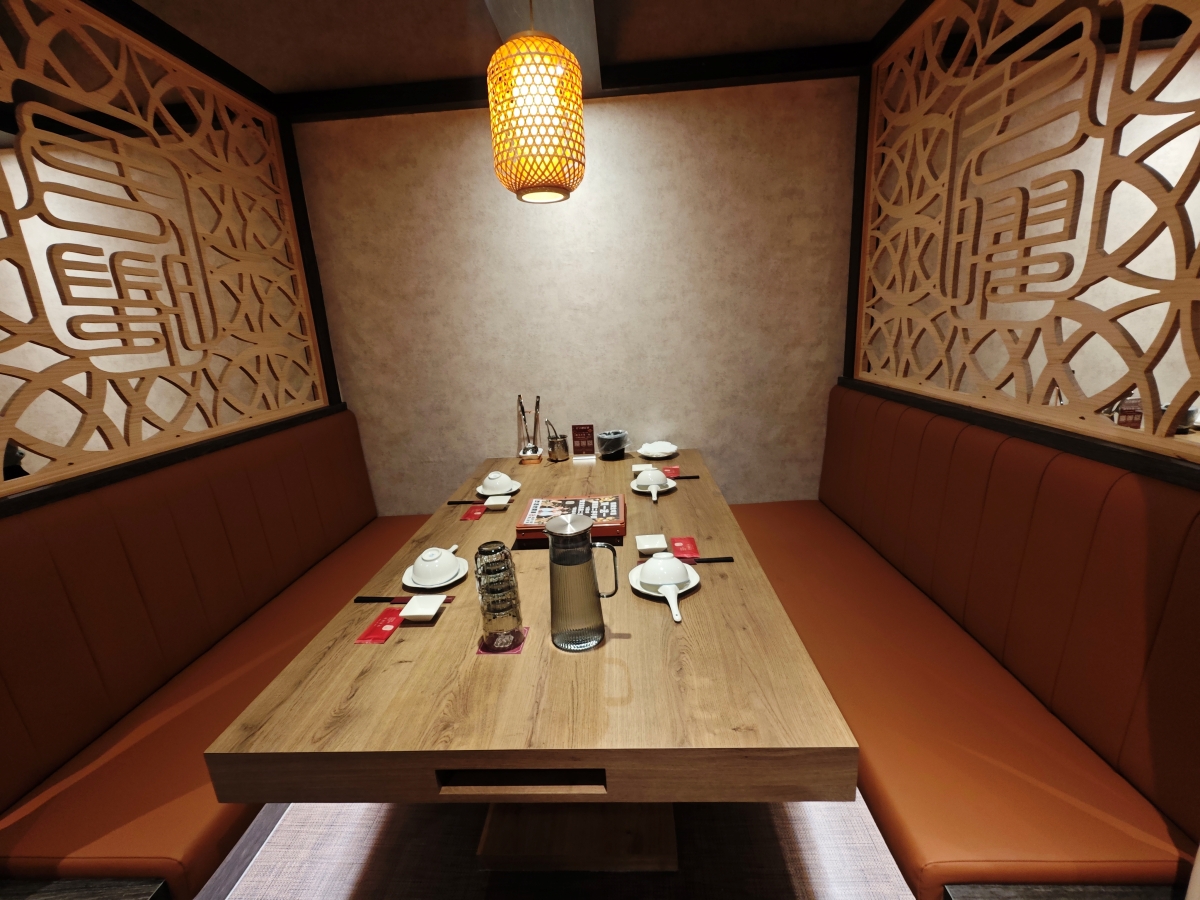 【台北雞湯火鍋推薦】君曜雞湯正式插旗信義區！雞湯界 LV 星曜雞湯姐妹店，喝雞湯也能一路玩到跨年倒數