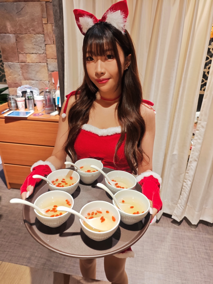 【台北雞湯火鍋推薦】君曜雞湯正式插旗信義區！雞湯界 LV 星曜雞湯姐妹店，喝雞湯也能一路玩到跨年倒數