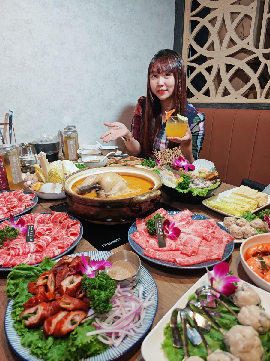 【台北雞湯火鍋推薦】君曜雞湯正式插旗信義區！雞湯界 LV 星曜雞湯姐妹店，喝雞湯也能一路玩到跨年倒數