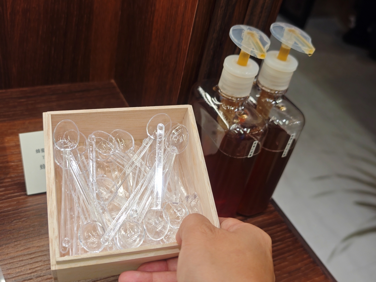 【台北蜂蜜專賣店推薦】滿誠蜂蜜純蜂蜜專賣店｜一試就愛上的蜂蜜下午茶，1979 來自雲林崙背的自然養蜂堅持