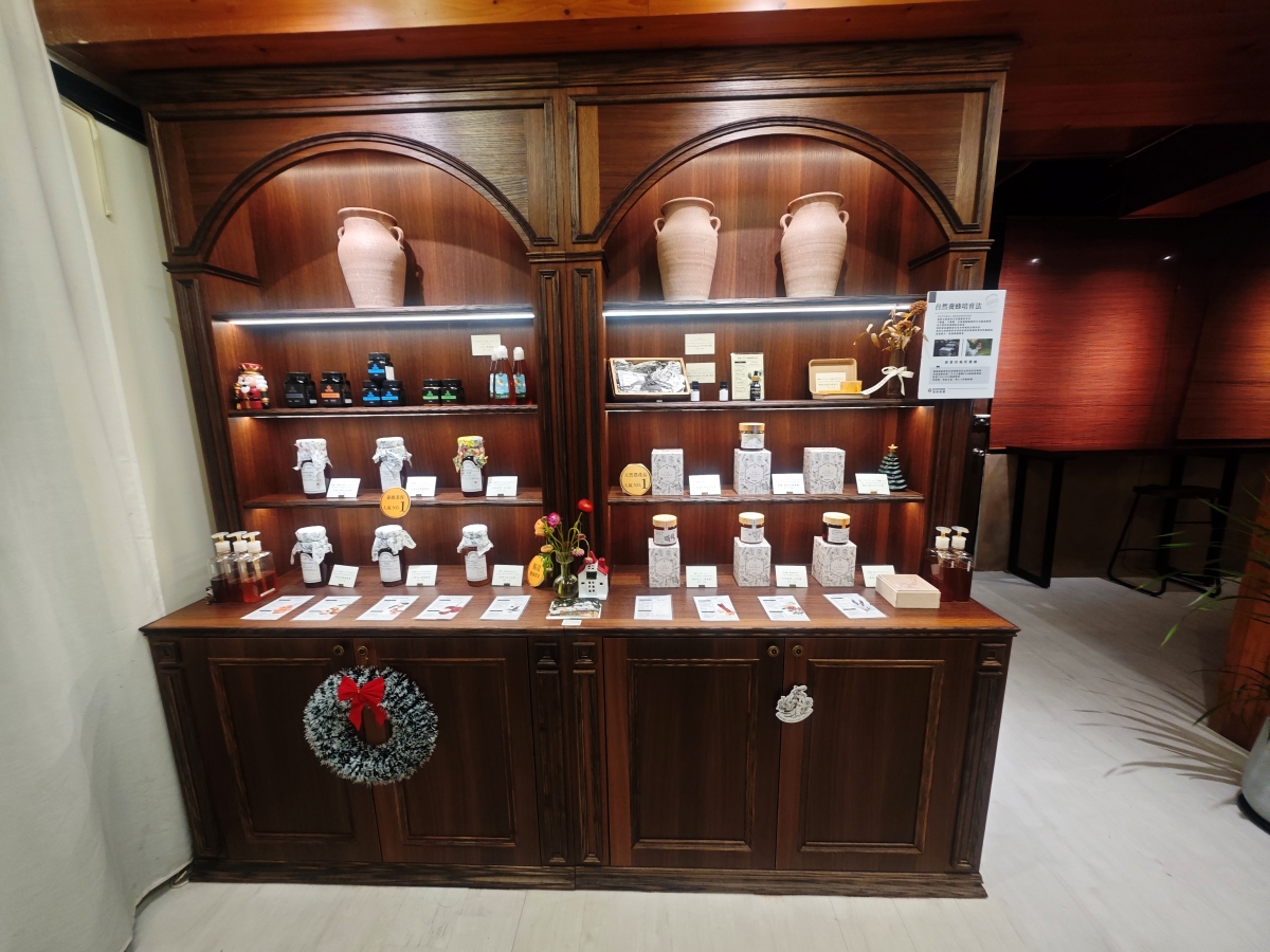 【台北蜂蜜專賣店推薦】滿誠蜂蜜純蜂蜜專賣店｜一試就愛上的蜂蜜下午茶，1979 來自雲林崙背的自然養蜂堅持