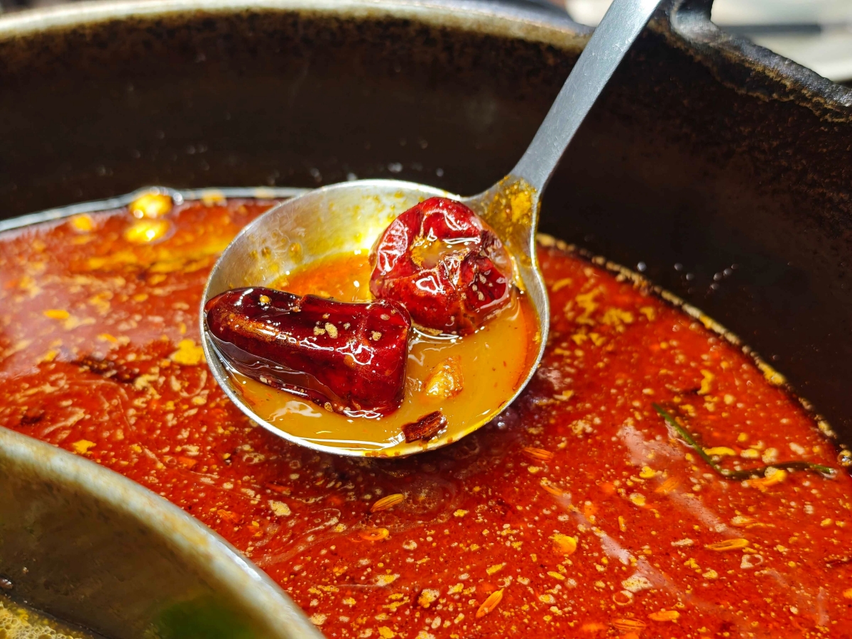 肉多多火鍋最新活動懶人包| 299 輕量級套餐全新上市、268 自助吧 +打卡再送肉海鮮!全台、全天候、平假日不限時,(西門店.淡水店例假日除外,湯底.服務費另計) - 第18張圖 肉多多火鍋最新活動懶人包| 299 輕量級套餐全新上市、268 自助吧 +打卡再送肉海鮮!全台、全天候、平假日不限時,(西門店.淡水店例假日除外,湯底.服務費另計)