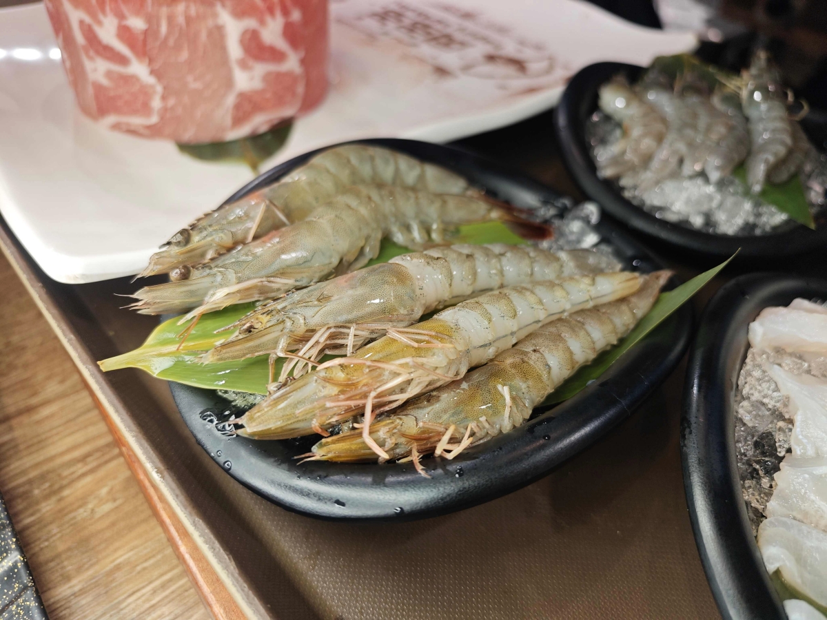 肉多多火鍋最新活動懶人包| 299 輕量級套餐全新上市、268 自助吧 +打卡再送肉海鮮!全台、全天候、平假日不限時,(西門店.淡水店例假日除外,湯底.服務費另計) - 第28張圖 肉多多火鍋最新活動懶人包| 299 輕量級套餐全新上市、268 自助吧 +打卡再送肉海鮮!全台、全天候、平假日不限時,(西門店.淡水店例假日除外,湯底.服務費另計)