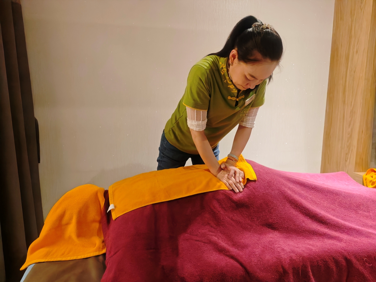 北門 Massage 開封店，商務人士與在地客一致好評，專業指壓帶你重拾輕盈體態
