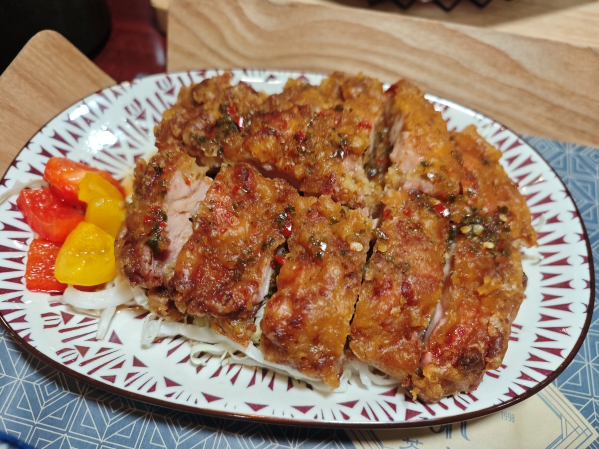 桃園莊敬路上的時光座標：在「茶自點」尋回聚會的純粹溫度