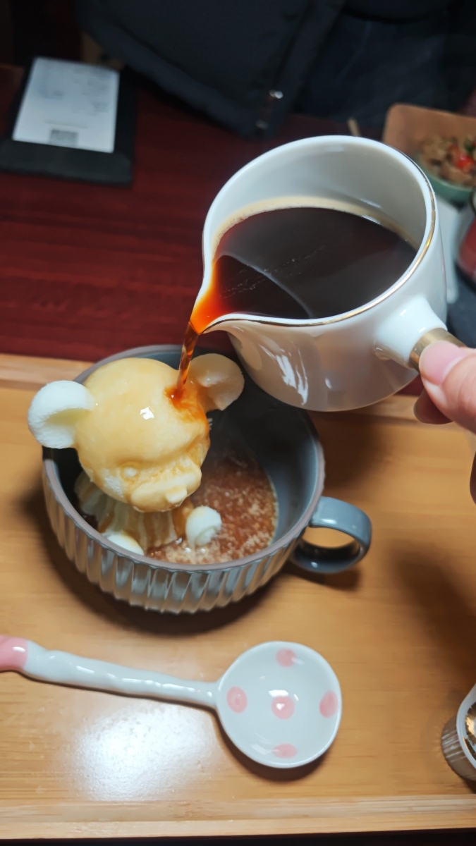 桃園莊敬路上的時光座標：在「茶自點」尋回聚會的純粹溫度