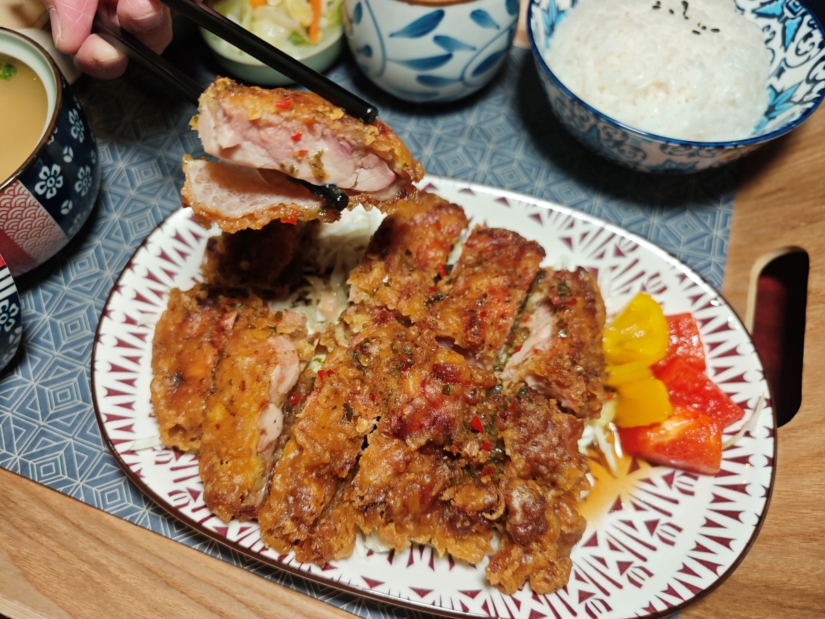 桃園莊敬路上的時光座標：在「茶自點」尋回聚會的純粹溫度