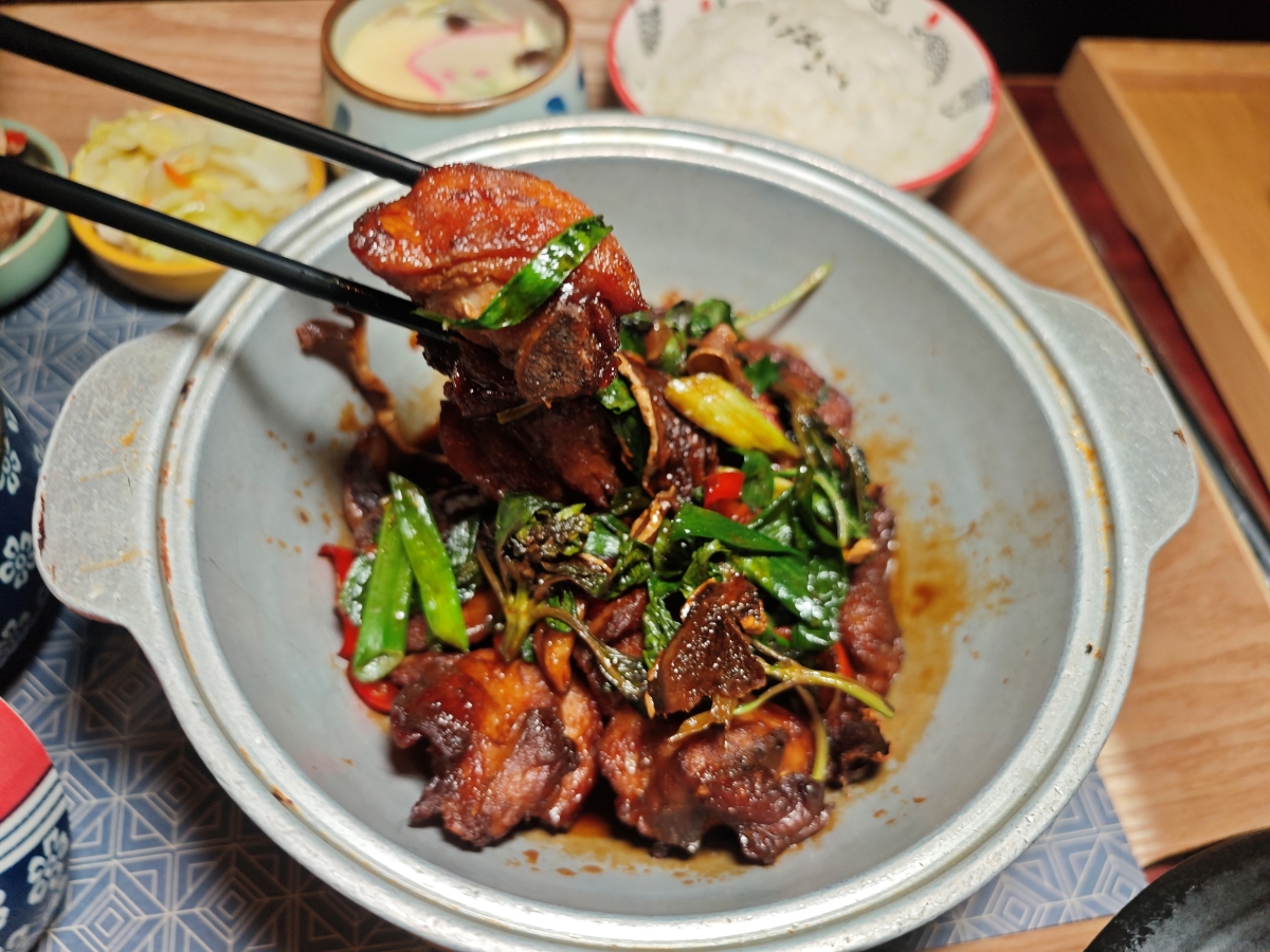 桃園莊敬路上的時光座標：在「茶自點」尋回聚會的純粹溫度