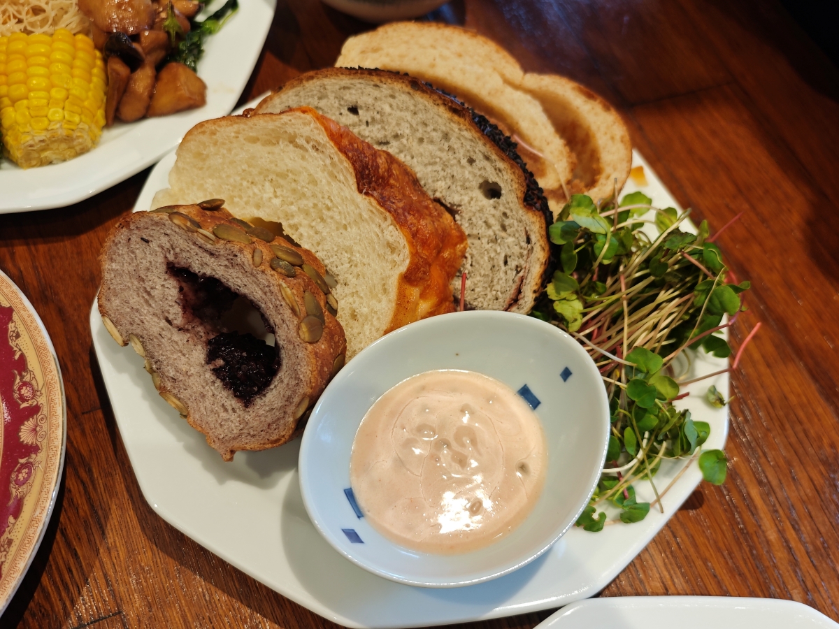 蕃薯藤自然食堂（食寓）-穿越時光的饗宴：在平鎮百年日式老屋，找回味蕾的純粹感動