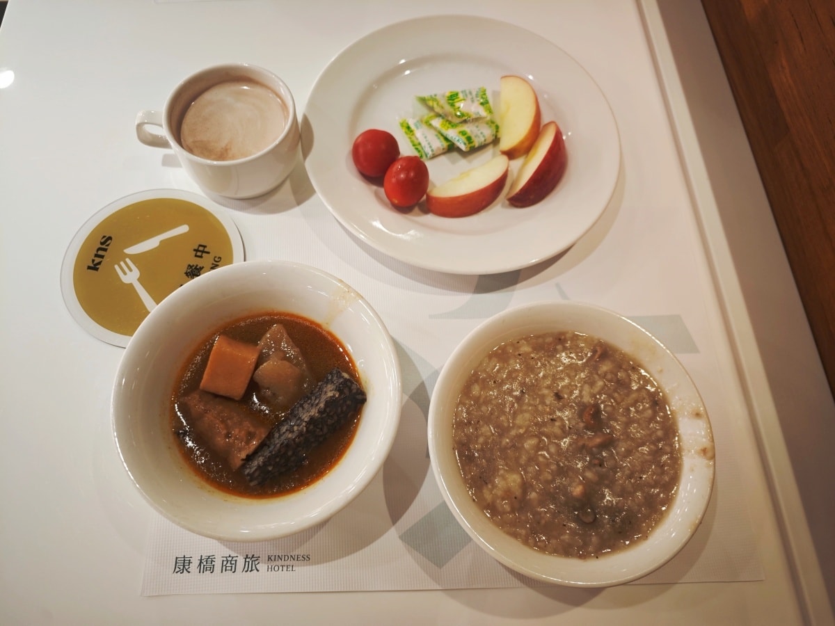 【高雄住宿推薦】康橋商旅三多商圈館:一泊三食吃到飽?超狂宵夜、下午茶、早餐全制霸,小資族與親子的南台灣首選! - 第47張圖 【高雄住宿推薦】康橋商旅三多商圈館:一泊三食吃到飽?超狂宵夜、下午茶、早餐全制霸,小資族與親子的南台灣首選!