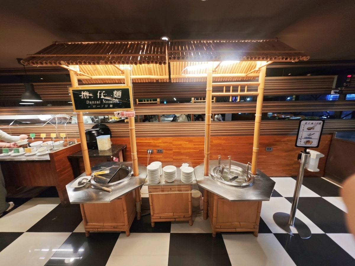 【高雄住宿推薦】康橋商旅三多商圈館:一泊三食吃到飽?超狂宵夜、下午茶、早餐全制霸,小資族與親子的南台灣首選! - 第36張圖 【高雄住宿推薦】康橋商旅三多商圈館:一泊三食吃到飽?超狂宵夜、下午茶、早餐全制霸,小資族與親子的南台灣首選!